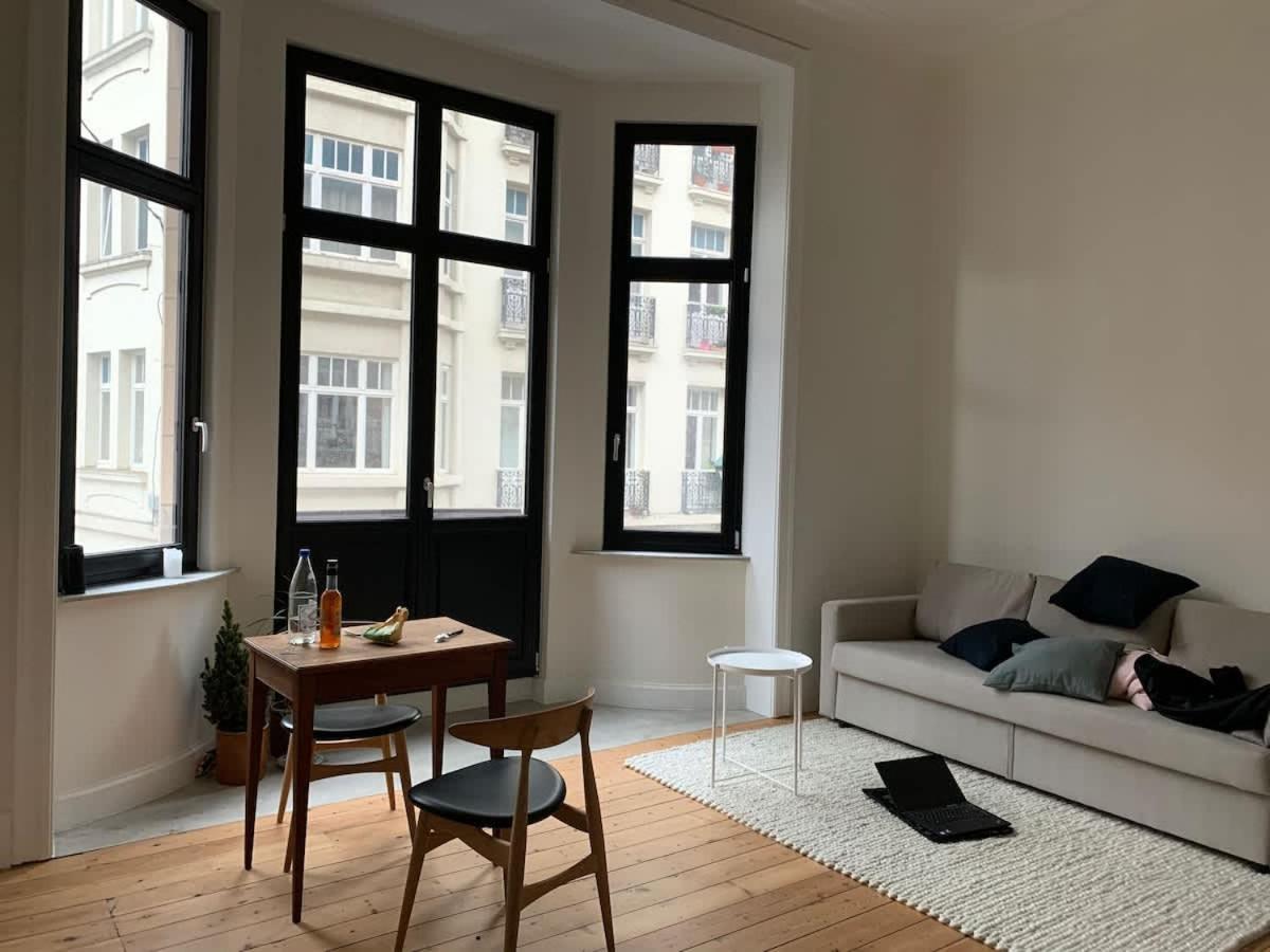 Charming Studio In The Heart Of Saint-Gilles Brussels Exterior photo